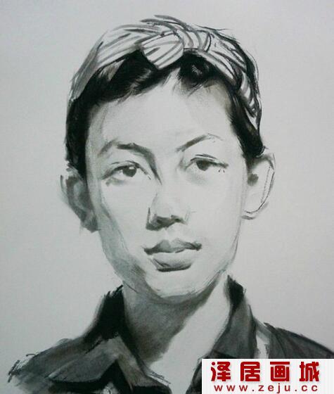 素描教程：青年女子素描头像的绘画步骤详解
