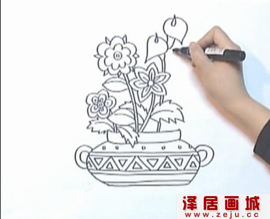 《花盆里的花》绘画步骤