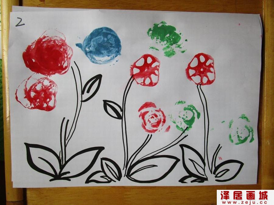 幼儿画画《美丽的小花》