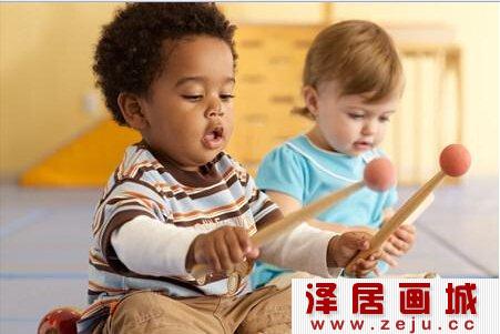 听音作画开发幼儿的创新潜能
