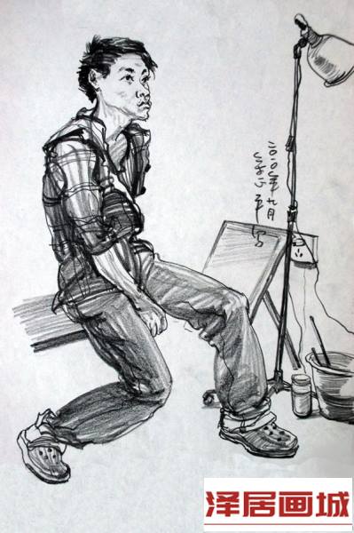 使用炭笔作画的速写作品
